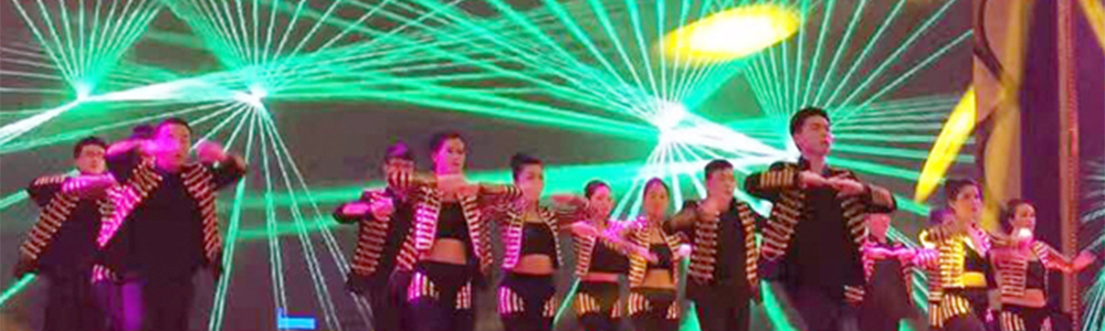 新活力 17創(chuàng)！雷諾表業(yè)2017新年年會活力全開！